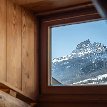 Apartment Cortina